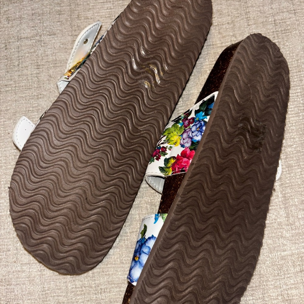 Madden Girl Floral Double Buckle Slides Sandals Size 9 Cottagecore Garden Chic - Picture 5 of 7